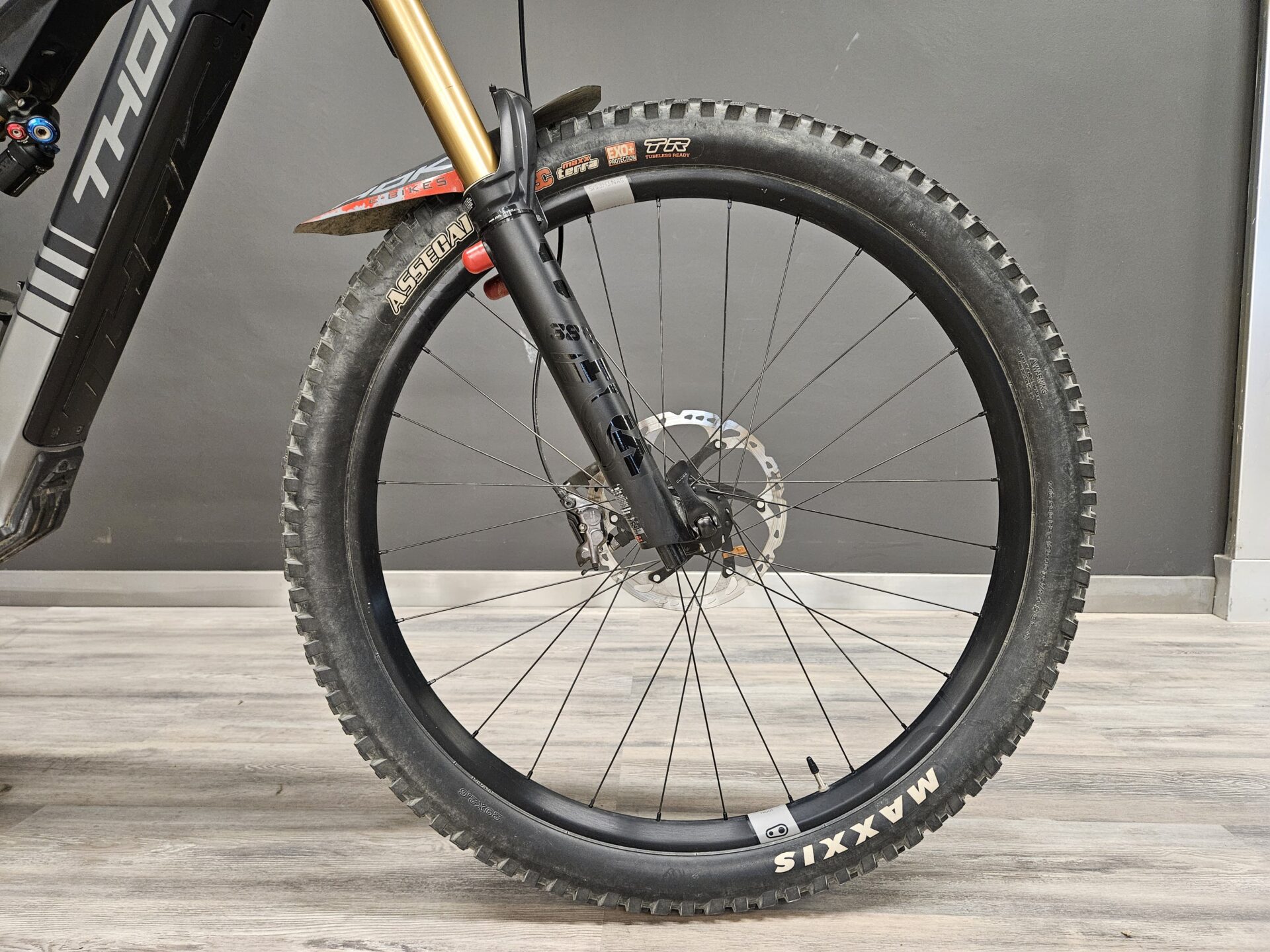 THOK Gram RC E-Bike Carbonio Taglia L Test