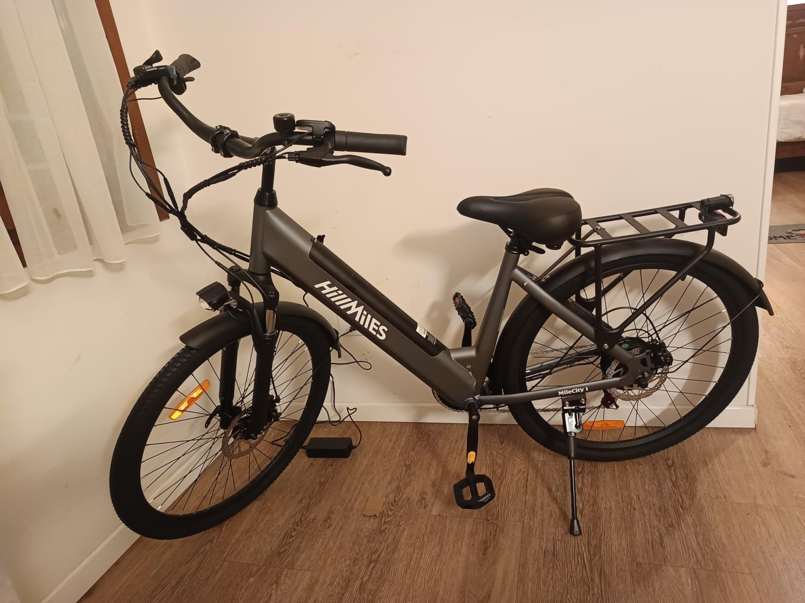 HillMiles MileCity1 bici elettrica 26" verde autonomia 100 km