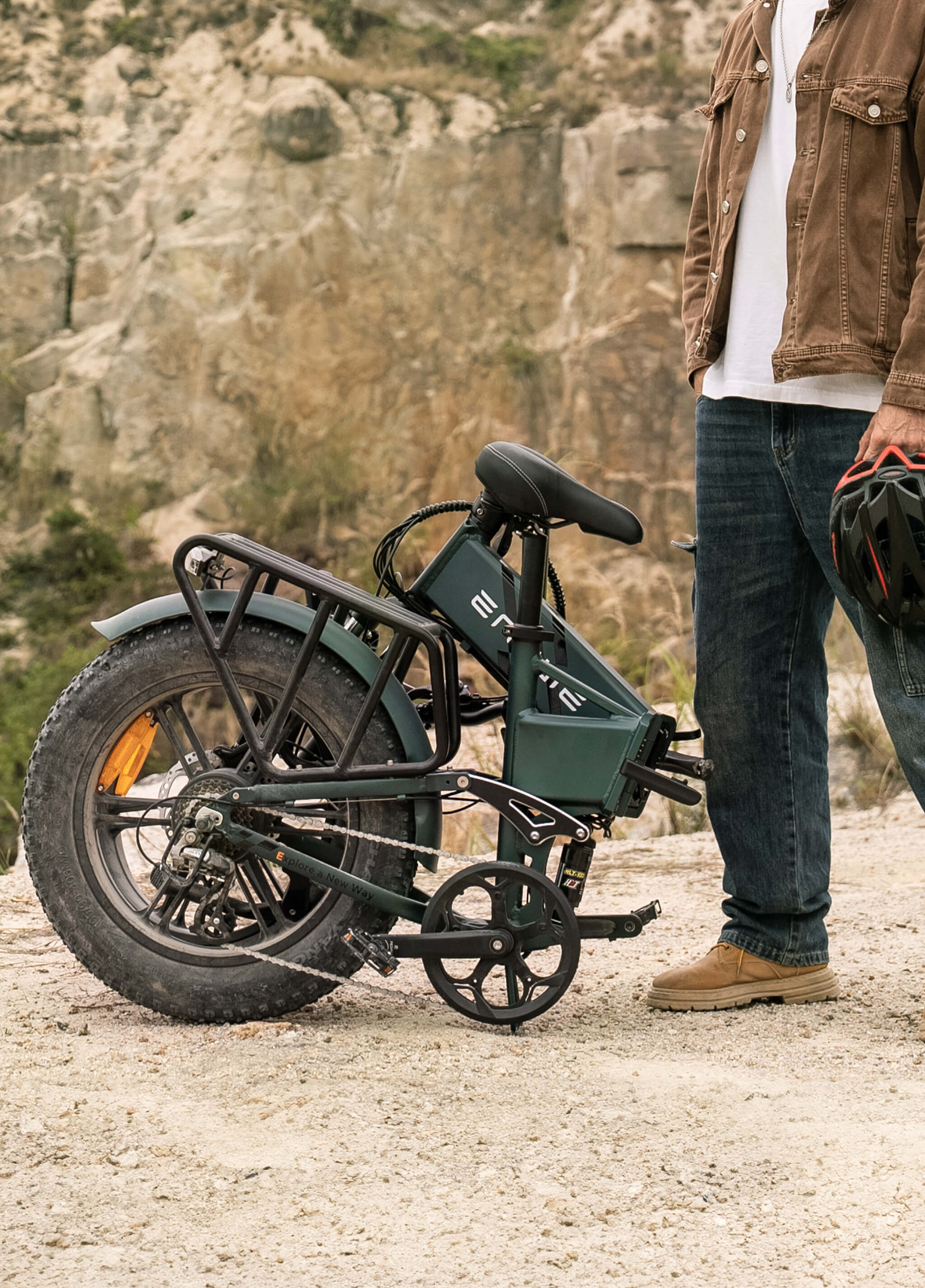 E-BYCCO Engine Pro 2.0 bici elettrica pieghevole verde 110 km