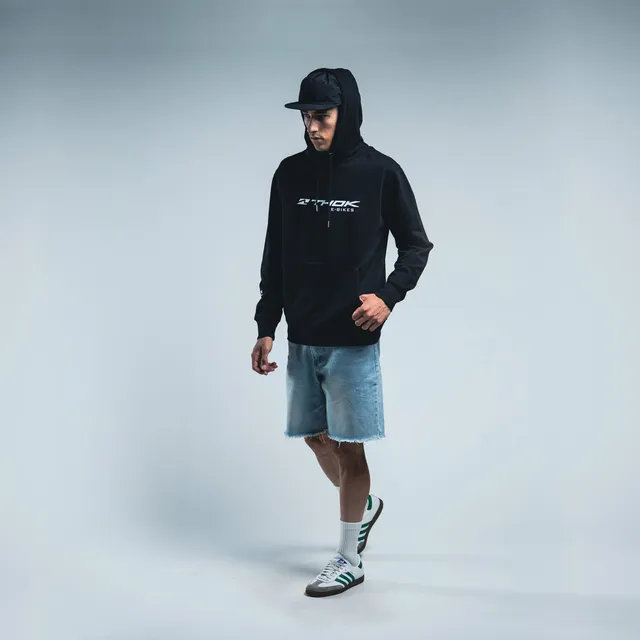 THOK Crew felpa con cappuccio nera cotone