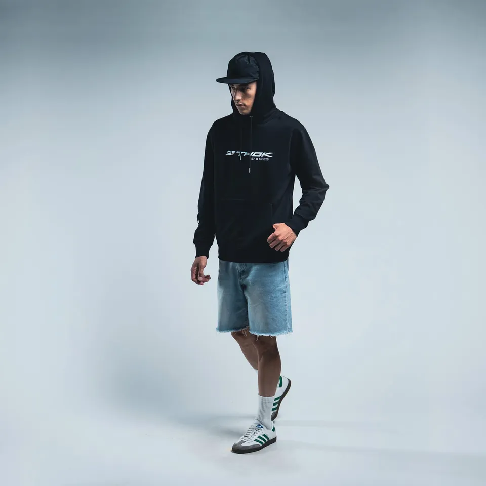 THOK Crew felpa con cappuccio nera cotone