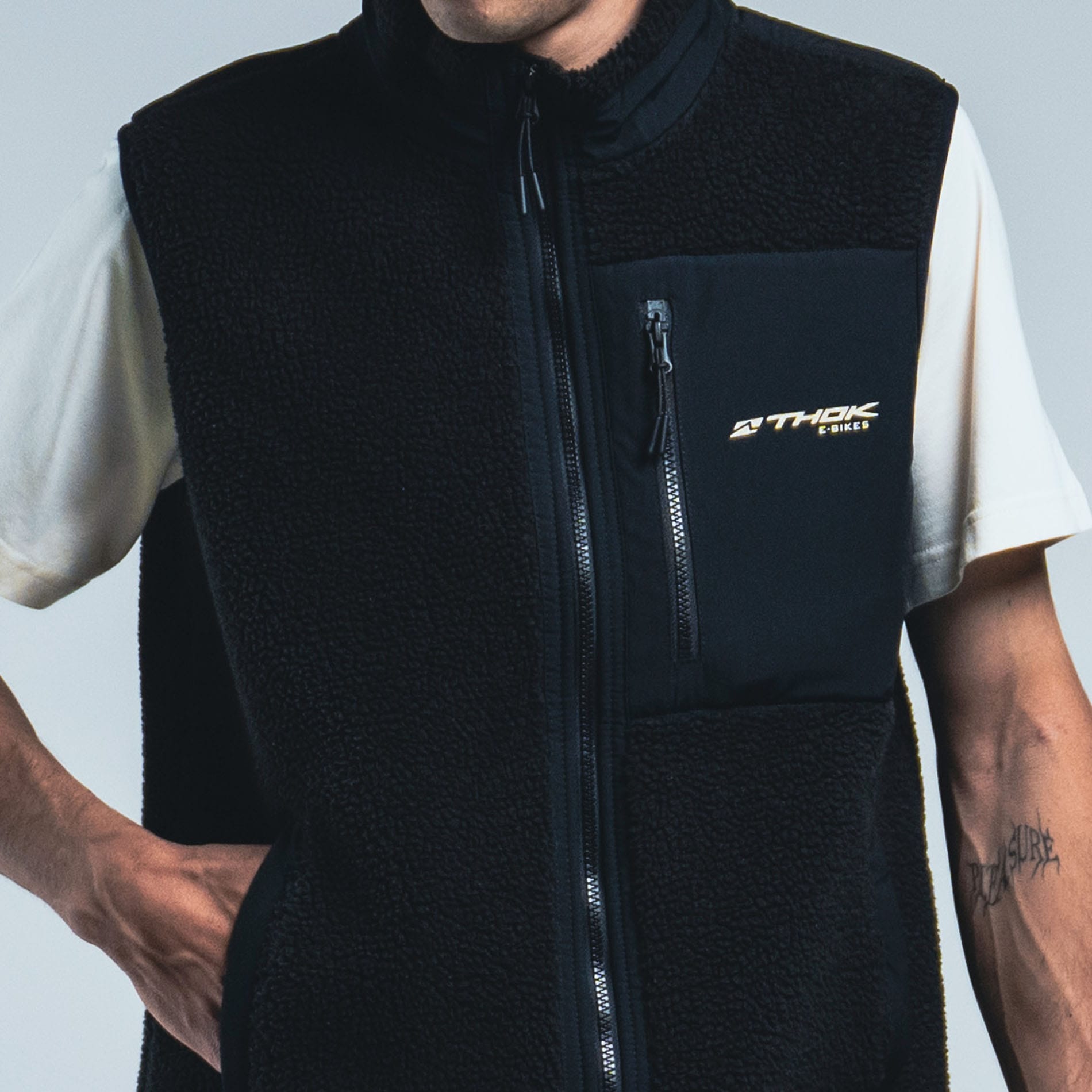 THOK Bear gilet pile nero sherpa
