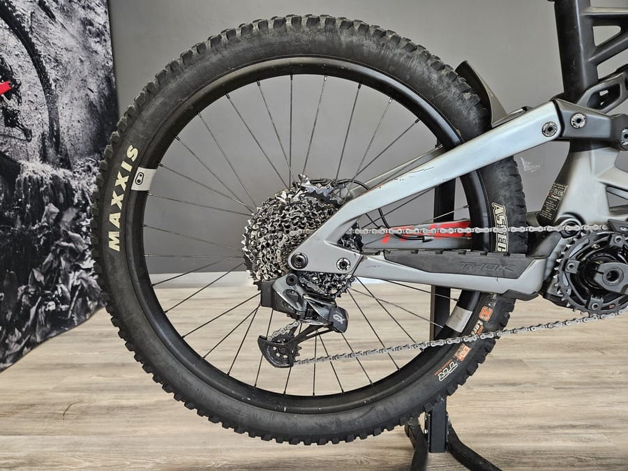 THOK Gram RC e-bike taglia M carbonio 630Wh