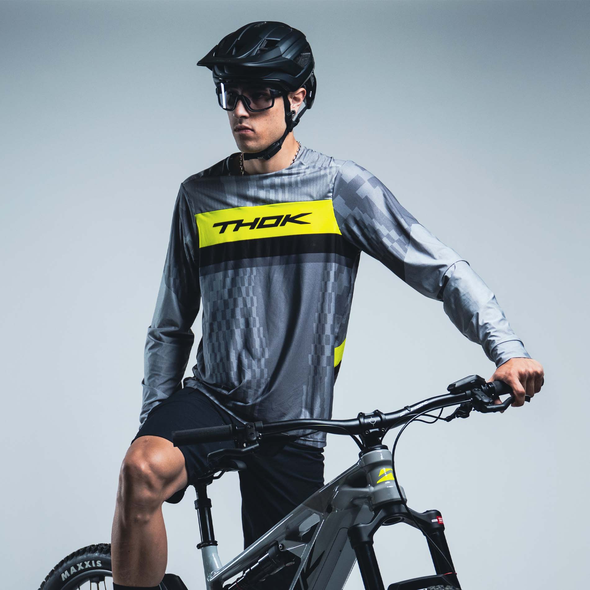 THOK Gradient maglia manica lunga Race microforata